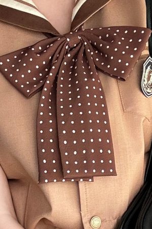 Super Large Polka Dot Bowtie Uniform Accessory - Adjustable Pink Bowknot for Versatile College Style, Cute Pudding Bear Design