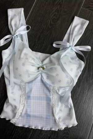 Sweet Floral Camisole for Women with Chest Pads - Summer Chic Short Fitted Sleeveless Top, Perfect for 90s and Y2K Style