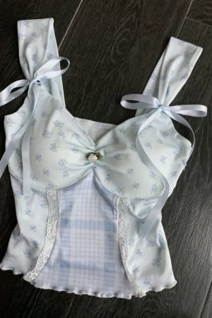 Sweet Floral Camisole for Women with Chest Pads - Summer Chic Short Fitted Sleeveless Top, Perfect for 90s and Y2K Style