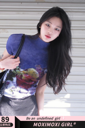 Sweet Grapes Pleated T-Shirt Top - Art Student Series Still Life Design, Pre-Exam Inspiration, Perfect for 90s and Y2K Styles