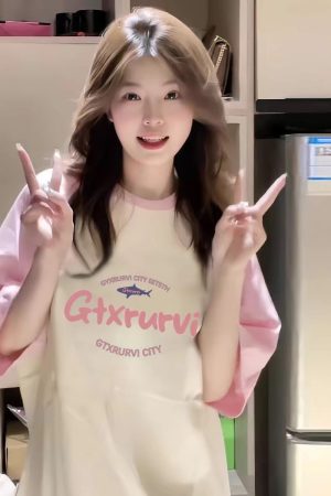 Sweet Pink Shoulder-Split Short Sleeve T-Shirt for Summer - Patchwork Style for Girls and Teens