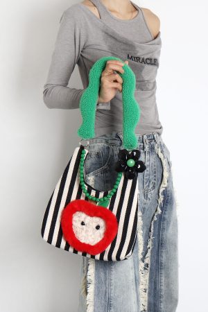 Sweet Plush Apple Tote Bag for Women - Cute Niche Design, Perfect for Christmas Gifts, Stylish Shoulder Bag for Everyday Use