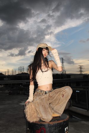 Sweet Style Strapless Crop Top and Sleeve Set with Bowknot, Pearl, and Rhinestone Details â€“ Perfect for Early Autumn Fashion