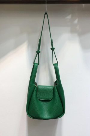 Textured Commuter Women's Handheld Vegetable Basket Bag - Stylish Water Bucket Shoulder Crossbody Tote for Everyday Use