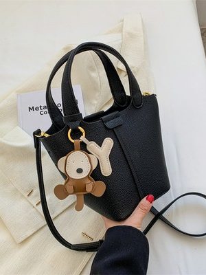 Textured Women's Handbag - Versatile Crossbody Bucket Bag for Spring/Summer 2025 Fashion