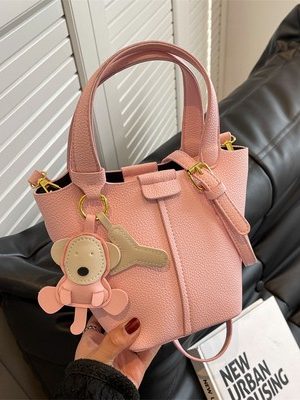 Textured Women's Handbag - Versatile Crossbody Bucket Bag for Spring/Summer 2025 Fashion