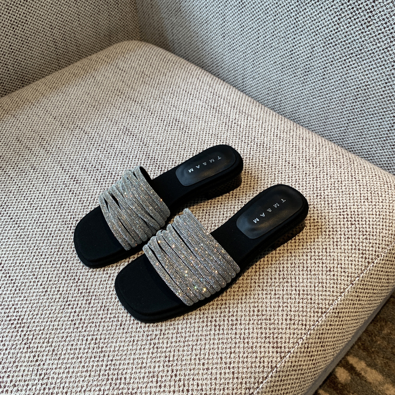 Thick-Heeled Water Drill Slippers for Women, Summer 2025 Mid-Heel Sandals, Stylish One-Word Design for Skirts and Casual Outfits Thick-Heeled Water Drill Slippers for Women, Summer 2025 Mid-Heel Sandals, Stylish One-Word Design for Skirts and Casual Outfits