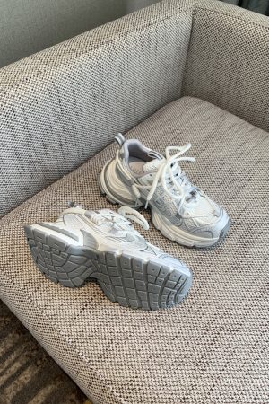 Thick-Soled Dad Shoes for Women - 2025 Spring Casual Outdoor Footwear, Versatile Height-Increasing Sports Sneakers