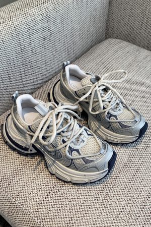 Thick-Soled Dad Shoes for Women - 2025 Spring Casual Outdoor Footwear, Versatile Height-Increasing Sports Sneakers