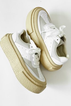 Thick-Soled Height-Increasing Canvas Shoes for Men - Trendy Breathable Mesh Platform Sneakers, Retro Sports Board Shoes