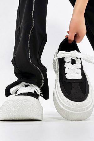 Thick-Soled Height-Increasing Canvas Shoes for Men - Trendy Breathable Mesh Platform Sneakers, Retro Sports Board Shoes