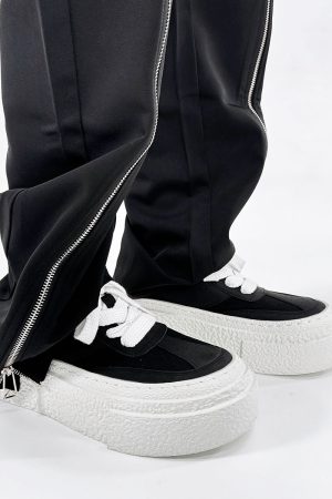 Thick-Soled Height-Increasing Canvas Shoes for Men - Trendy Breathable Mesh Platform Sneakers, Retro Sports Board Shoes