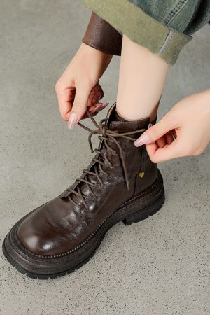 Thick-Soled Lace-Up Brown Martin Boots for Women - Small Lambskin Round-Toe Short Boots for Autumn Winter 2024