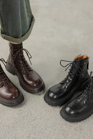 Thick-Soled Lace-Up Brown Martin Boots for Women - Small Lambskin Round-Toe Short Boots for Autumn Winter 2024