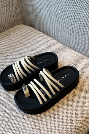 Thick-Soled Open-Toe Platform Sandals for Women - Summer 2025 Casual One-Strap Height-Increasing Slippers