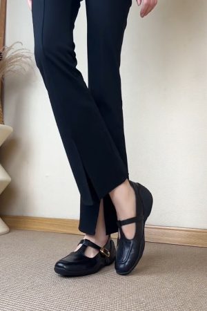 Thick-Soled Retro Sheepskin Mary Jane Shoes with T-Strap, Square Toe Leather Loafers for Women, Height-Increasing Fashion Footwear