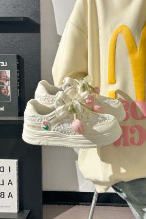 Thick-Soled Tulip Flower Design Women's Shoes, Breathable Summer Sports Footwear, Versatile Little White Sneakers