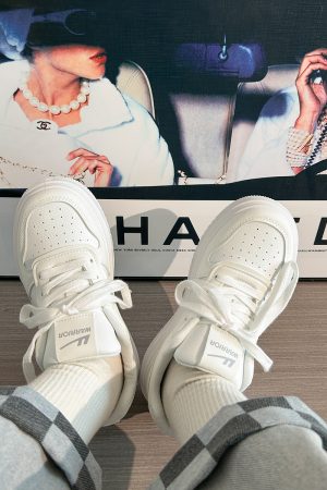 Thick-Soled White Bread Loaf Shoes for Women - Breathable, Versatile Spring/Summer Style, Height-Increasing Platform Sneakers