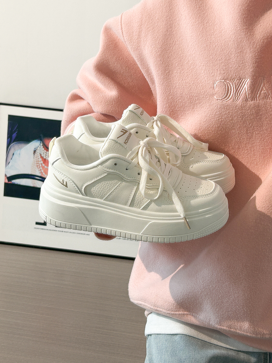 Thick-Soled White Bread Loaf Shoes for Women - Breathable, Versatile Spring/Summer Style, Height-Increasing Platform Sneakers Thick-Soled White Bread Loaf Shoes for Women - Breathable, Versatile Spring/Summer Style, Height-Increasing Platform Sneakers