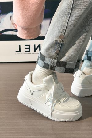 Thick-Soled White Bread Loaf Shoes for Women - Breathable, Versatile Spring/Summer Style, Height-Increasing Platform Sneakers