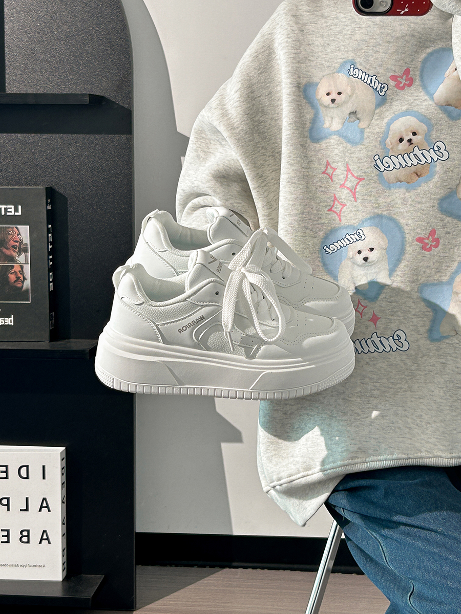 Thick-Soled White Bread Loaf Shoes for Women - Breathable, Versatile Spring/Summer Style, Height-Increasing Platform Sneakers Thick-Soled White Bread Loaf Shoes for Women - Breathable, Versatile Spring/Summer Style, Height-Increasing Platform Sneakers