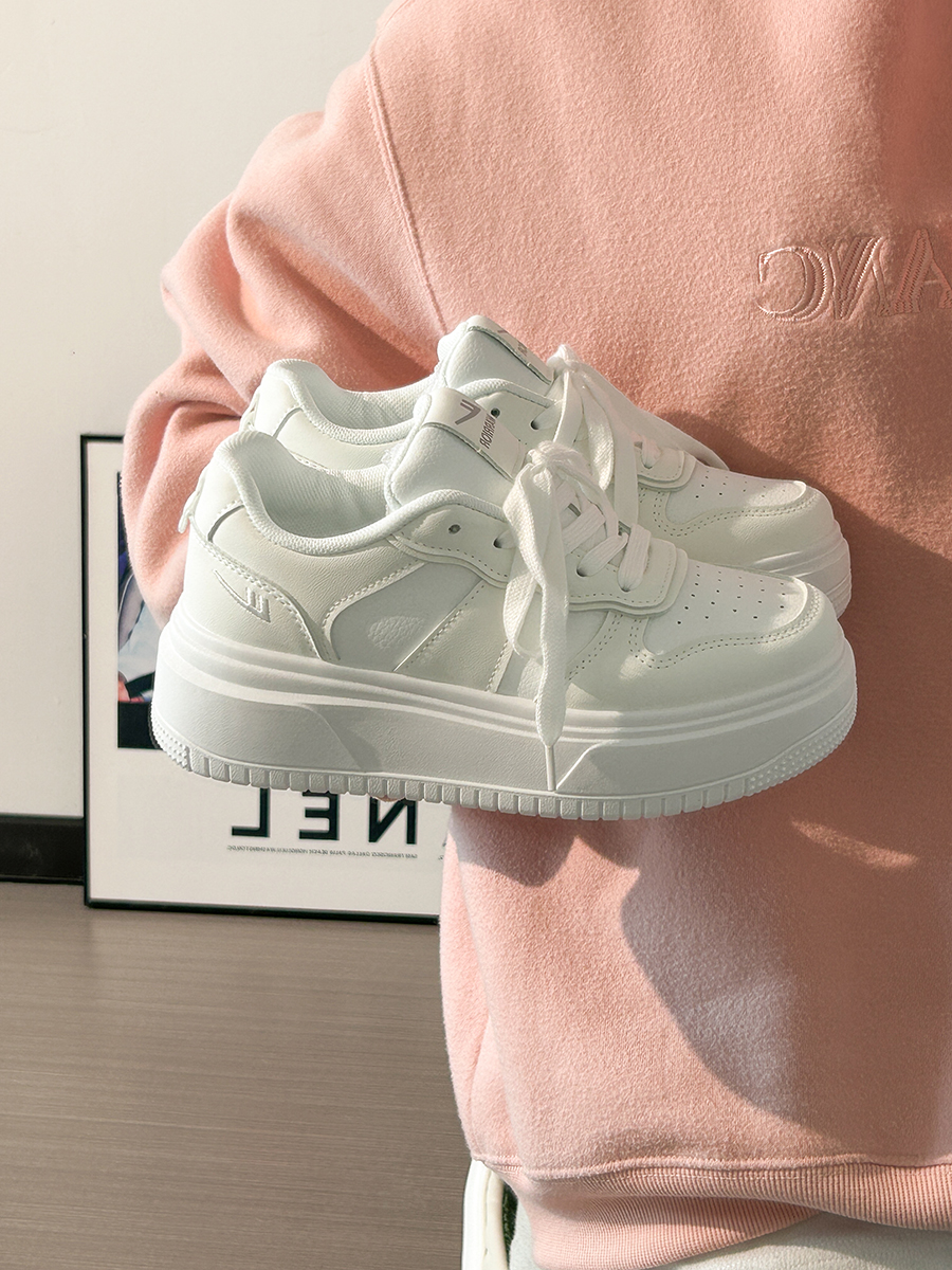 Thick-Soled White Bread Loaf Shoes for Women - Breathable, Versatile Spring/Summer Style, Height-Increasing Platform Sneakers Thick-Soled White Bread Loaf Shoes for Women - Breathable, Versatile Spring/Summer Style, Height-Increasing Platform Sneakers