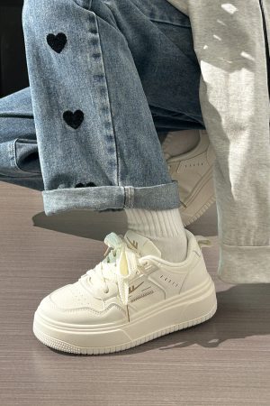 Thick-Soled White Mesh Shoes for Women - Summer 2025 New Style, Breathable, Height-Increasing, Versatile Big Toe Design