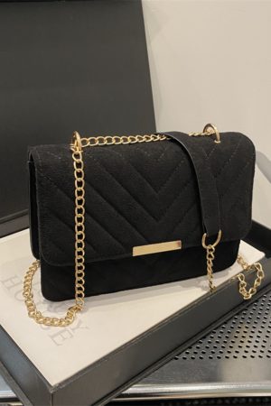 Trendy 2025 Women's Textured Chain Shoulder Crossbody Bag - Retro Small Square Design, Versatile Fashion Accessory