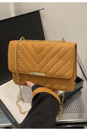 Trendy 2025 Women's Textured Chain Shoulder Crossbody Bag - Retro Small Square Design, Versatile Fashion Accessory