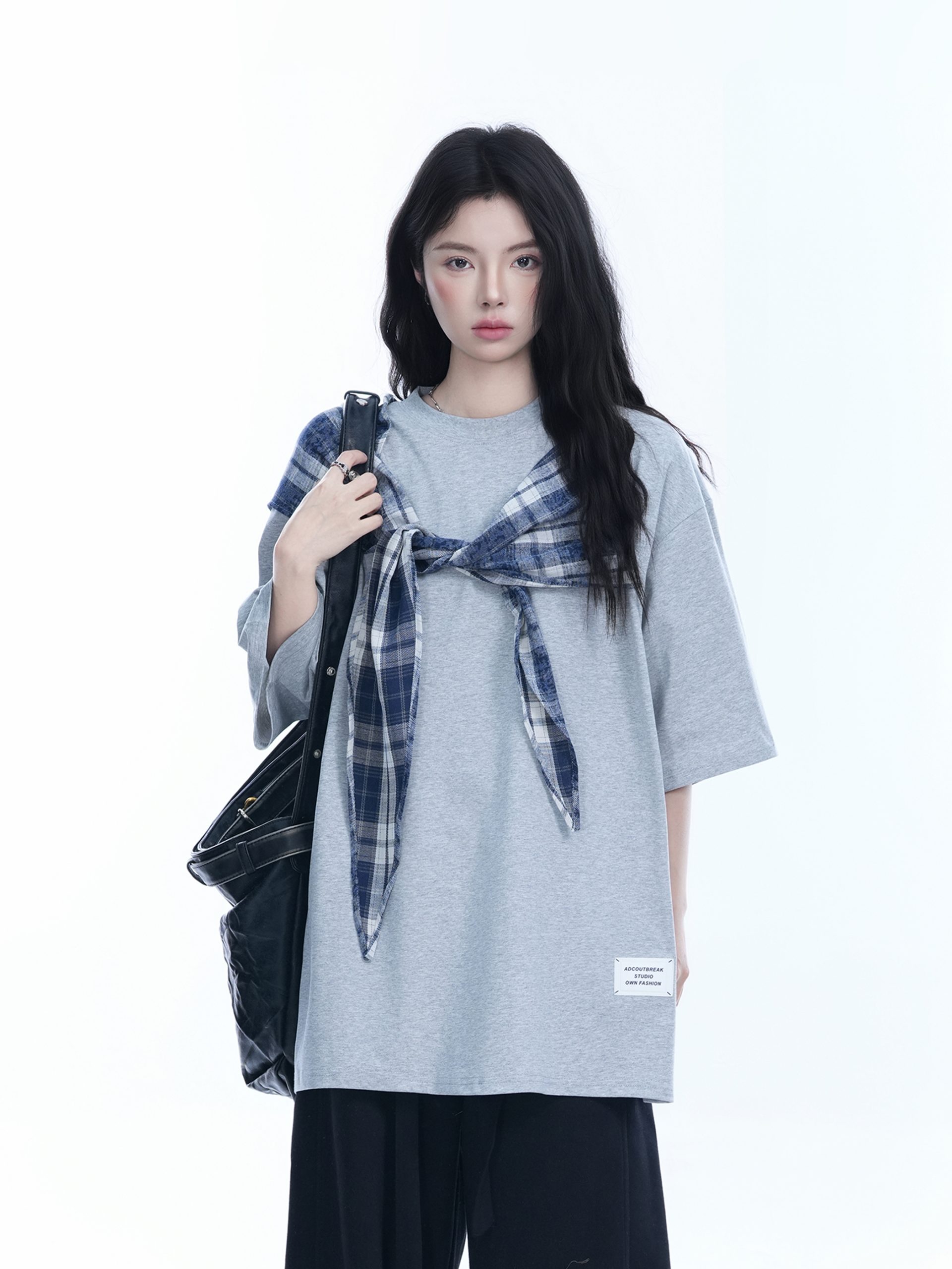 Trendy Black Short Sleeve T-shirt for Women with Butterfly Knot Spliced Design - American Style Loose Fit Top Trendy Black Short Sleeve T-shirt for Women with Butterfly Knot Spliced Design - American Style Loose Fit Top