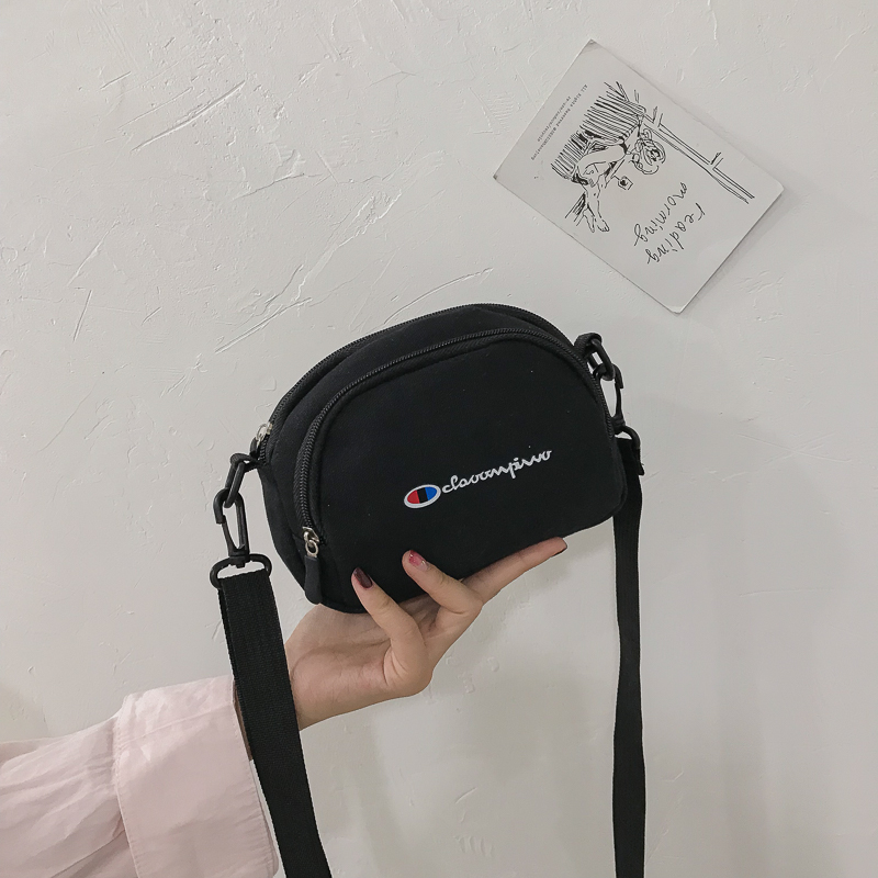 Trendy Canvas Crossbody Bag for Women - Versatile Small Bag for Spring Summer 2025 - Fresh Y2K Style Trendy Canvas Crossbody Bag for Women - Versatile Small Bag for Spring Summer 2025 - Fresh Y2K Style