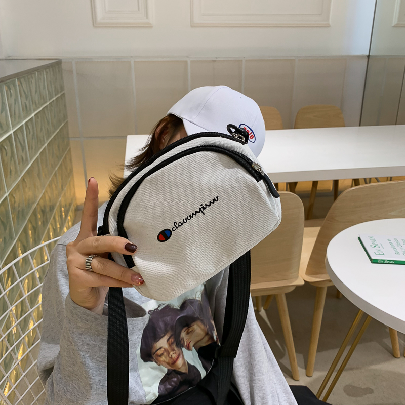 Trendy Canvas Crossbody Bag for Women - Versatile Small Bag for Spring Summer 2025 - Fresh Y2K Style Trendy Canvas Crossbody Bag for Women - Versatile Small Bag for Spring Summer 2025 - Fresh Y2K Style