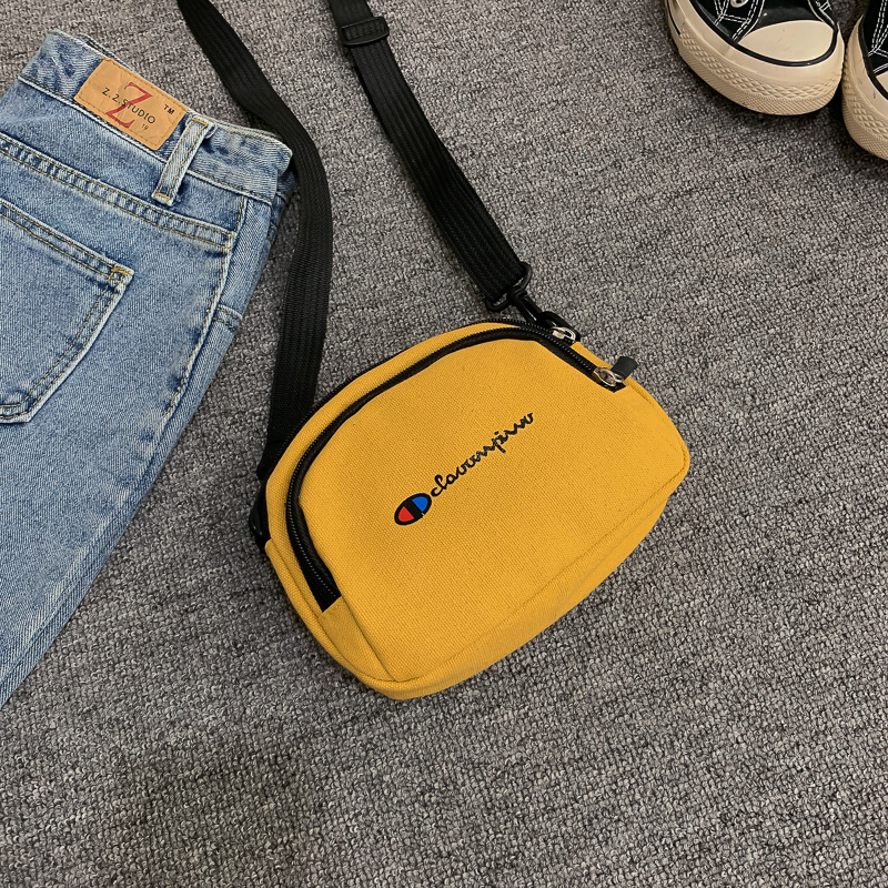 Trendy Canvas Crossbody Bag for Women - Versatile Small Bag for Spring Summer 2025 - Fresh Y2K Style Trendy Canvas Crossbody Bag for Women - Versatile Small Bag for Spring Summer 2025 - Fresh Y2K Style