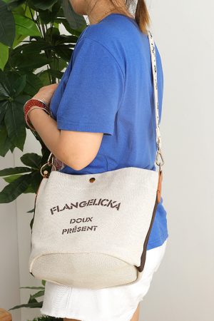 Trendy Canvas Shoulder Bag 2024 Korean Style Crossbody for College Students, Chic Bucket Bag Design for Women