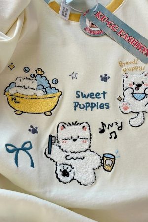 Trendy Color-Block Embroidered Cute Cat Short Sleeve T-Shirt for Women - Summer Fashion Must-Have