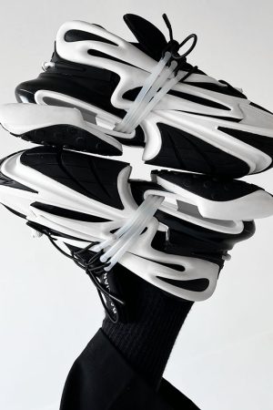 Trendy European Space Shoes for Men and Women - Niche Couple Tech Yacht Sneakers, Bullet Dad Style