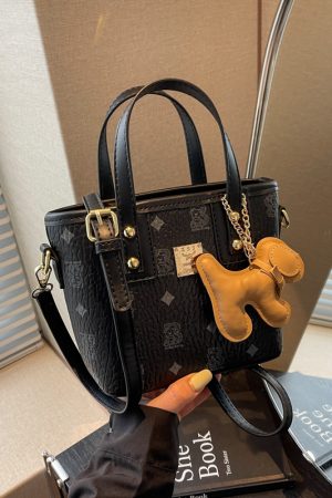 Trendy High-End Small Handbag for Women - Fashionable Commuting Tote Bucket Bag, 2025 Style, Versatile Shoulder Crossbody Bag