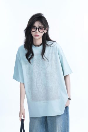 Trendy Indian Spray Print Short-Sleeve T-Shirt for Women, Unique Loose Fit Half-Sleeve Tee, Boho Chic Style