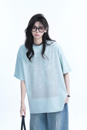 Trendy Indian Spray Print Short-Sleeve T-Shirt for Women, Unique Loose Fit Half-Sleeve Tee, Boho Chic Style