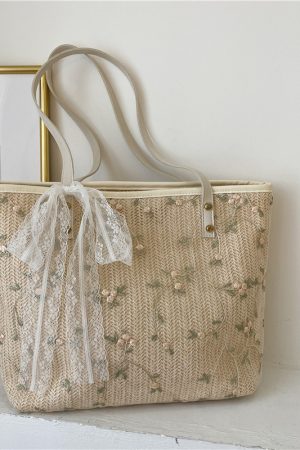 Trendy Large Capacity Women's Straw Beach Bag - Versatile Summer 2025 Shoulder Bag for Fashionable Outings