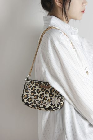 Trendy Leopard Print Zebra Pattern Crossbody Phone Bag for Women - Cute Underarm Bag for Spring and Summer 2022 Fashion