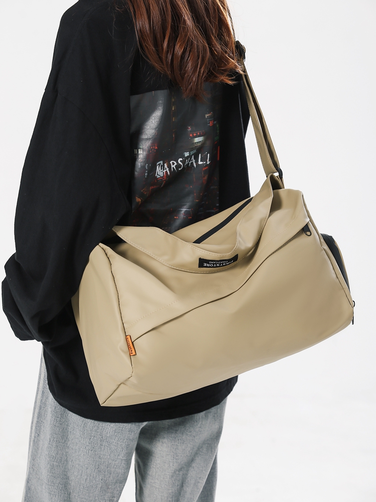 Trendy Lightweight Crossbody Bag for Men and Women - Dry and Wet Separation Sports Fitness Handbag Trendy Lightweight Crossbody Bag for Men and Women - Dry and Wet Separation Sports Fitness Handbag