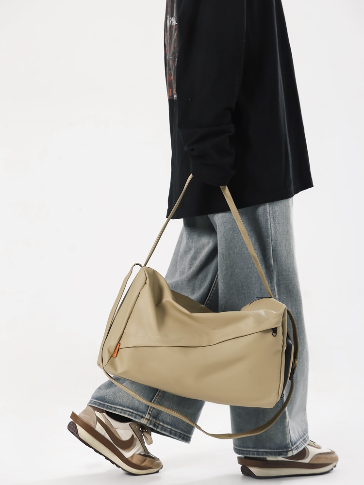 Trendy Lightweight Crossbody Bag for Men and Women - Dry and Wet Separation Sports Fitness Handbag Trendy Lightweight Crossbody Bag for Men and Women - Dry and Wet Separation Sports Fitness Handbag