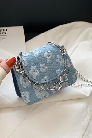Trendy Mini Crossbody Handbag for Women - Versatile Chain Clutch Bag for Summer 2025 Fashion