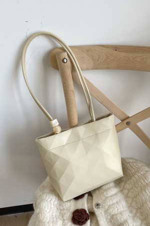 Trendy Minimalist Beaded Tote Bag for Women - Versatile Shoulder and Underarm Bag for Autumn/Winter 2023