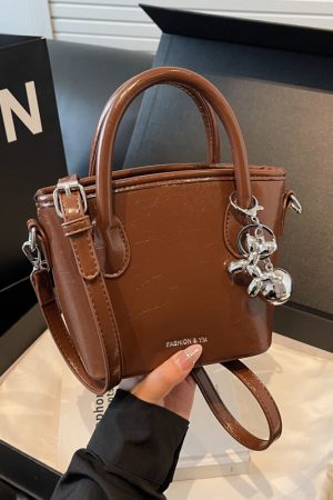 Trendy Minimalist Bucket Bag - High-End Casual Tote & Versatile Crossbody Bag for 2025 Fashionistas