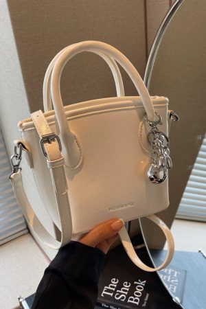Trendy Minimalist Bucket Bag - High-End Casual Tote & Versatile Crossbody Bag for 2025 Fashionistas