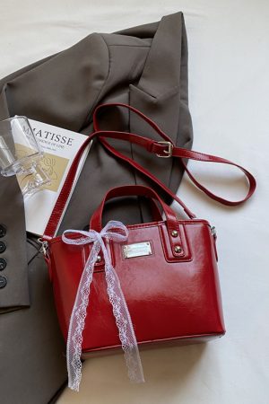 Trendy Minimalist Women's Bucket Tote Bag - Stylish High-End Crossbody Handbag for 2025 Fashion