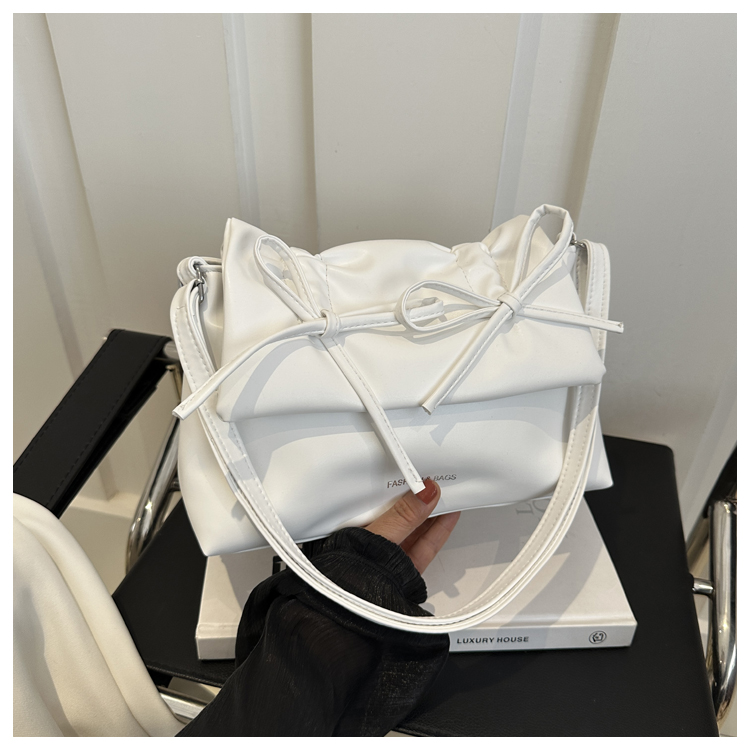 Trendy Pink Bow Shoulder Crossbody Bag for Women, Large Capacity Commuter Tote, 2025 Fashion Must-Have Trendy Pink Bow Shoulder Crossbody Bag for Women, Large Capacity Commuter Tote, 2025 Fashion Must-Have