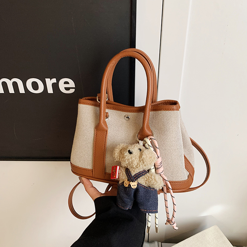 Trendy Portable Bucket Bag 2025 - Casual Women's Versatile Shoulder Crossbody Bag for Stylish Mother-Daughter Looks Trendy Portable Bucket Bag 2025 - Casual Women's Versatile Shoulder Crossbody Bag for Stylish Mother-Daughter Looks